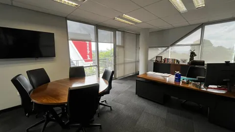 Corner Main Office Park, 14 Payne Rd